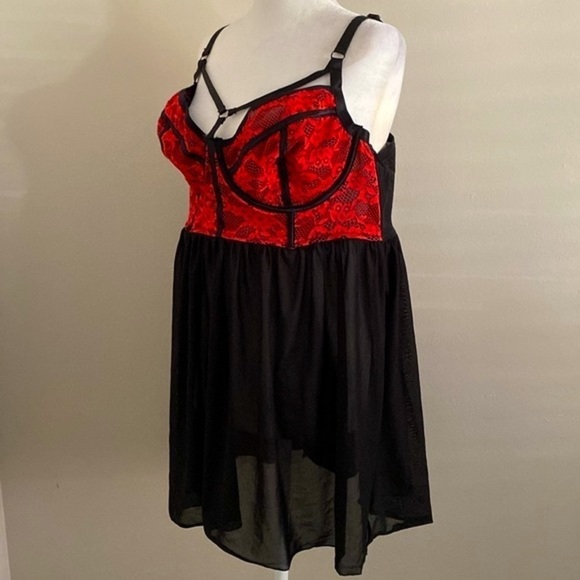 NWOT Torrid bustier lace & mesh Nightie - Picture 2 of 7